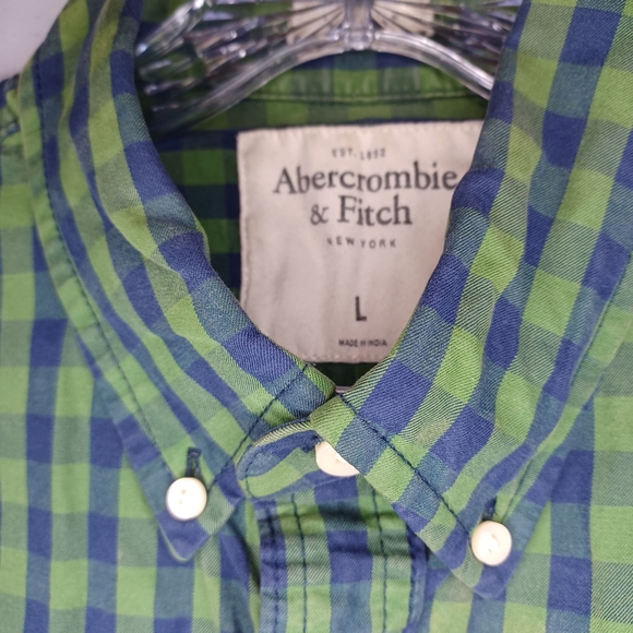 Abercrombie & Fitch muscle button down shirt - Picture 4 of 8